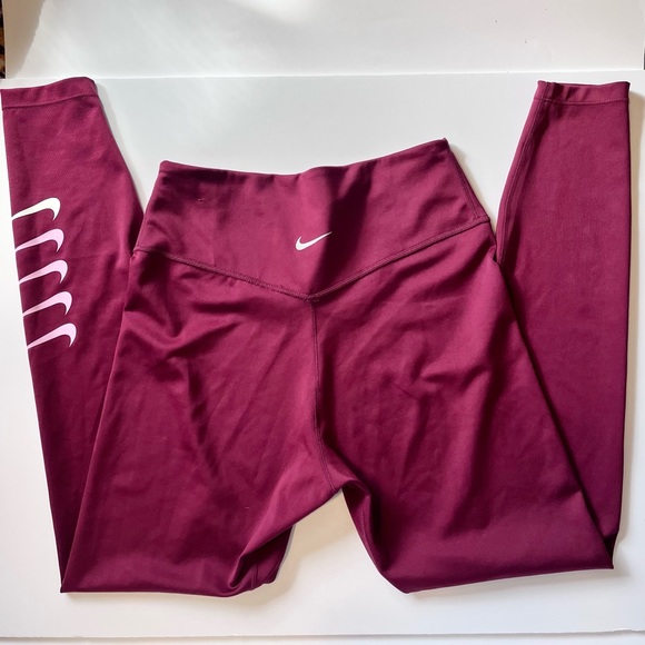 Nike Pants - Nike Dri-Fit Maroon Active Leggings